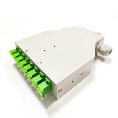 Caja de distribución de la fibra del metal del panel de remiendo del carril del estruendo, adaptador del obturador del SC de APC de 8 puertos