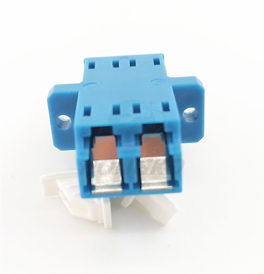 Adaptador unimodal a dos caras LC Upc de la fibra óptica del OEM para el establecimiento de una red