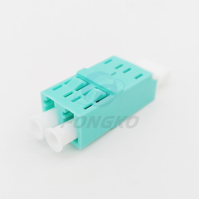 Adaptador de fibra óptica plástico a dos caras del LC OM3 con el obturador Flangeless del metal